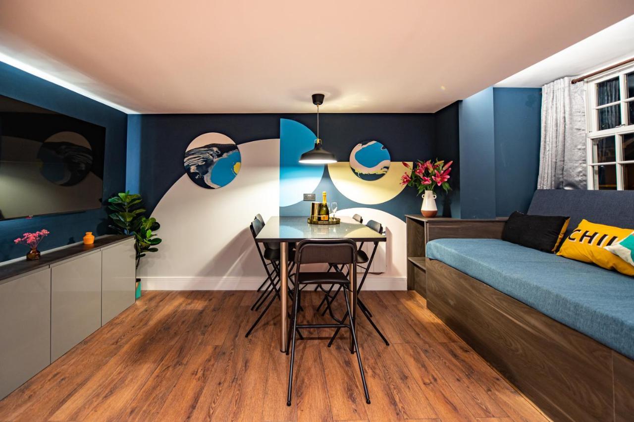 The Nest - Luxury 16 Person Apt W Jacuzzi & Parking 黑潭 外观 照片